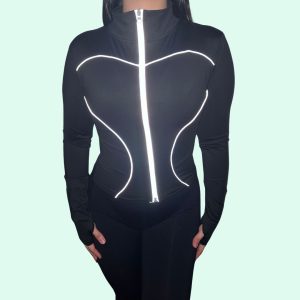 Chaqueta con Contorno Resaltador